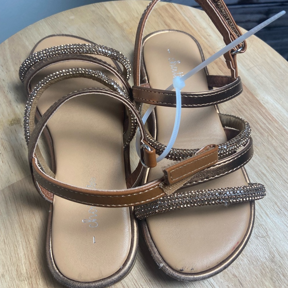 Brown Sandals with Sparkling Straps and Ankle Support